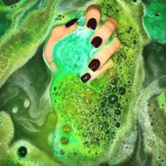 Island Citrus with Sage Bath Bombs - Picture 9 of 14